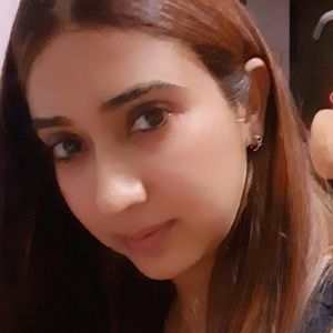 Meet your Posher, Candice